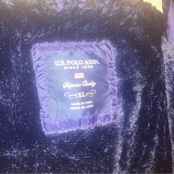 U.S. Polo Assn Puffer Jacket Hooded Women’s XL Navy Faux Fur Lining - Picture 6 of 9